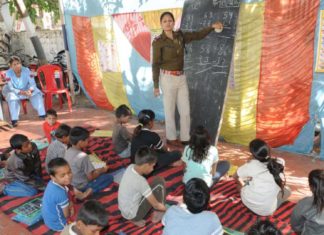 Rajasthan Police Adopts School, Restore Public’s Faith in ‘Khaki’ A police station in Kuaan has emerged as the first one-of-its-kind establishments to adopt a government school. The police are hopeful that they'll be able to change the future of young children with this endeavor.