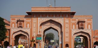 Rajasthan Government has instructed both JDA and JMC to open the long-constructed Ajmeri Gate subway for Jaipur pedestrians.