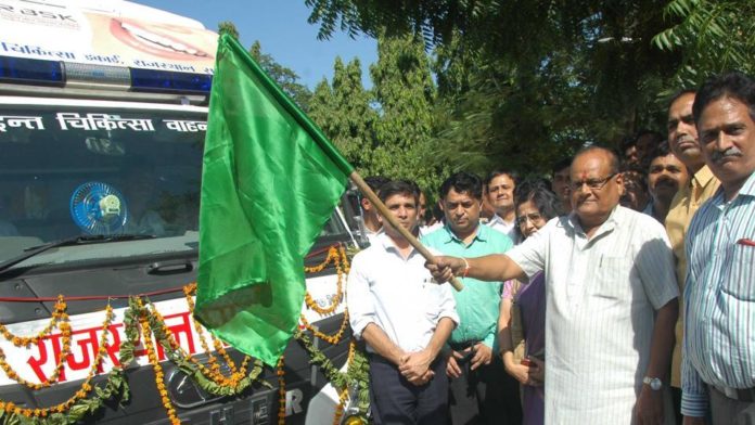 Dental Vans Flagged off in Rajasthan