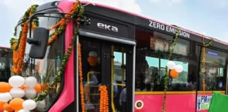 जयपुर में नई इलेक्ट्रिक बस में किसकी गलती से फंसी 30 यात्रियों की जान?