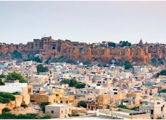 कोरा कागज हाथ में था, शर्तें लिखने की आजादी थी…
